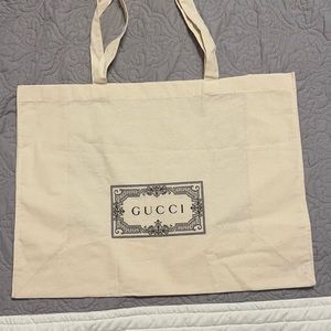 Brand new large Gucci tote/shopping bag